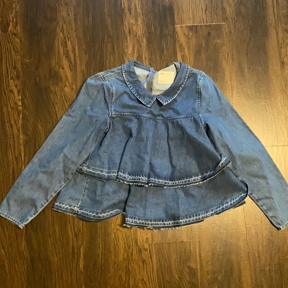 Denim ruffled open back long sleeve top!